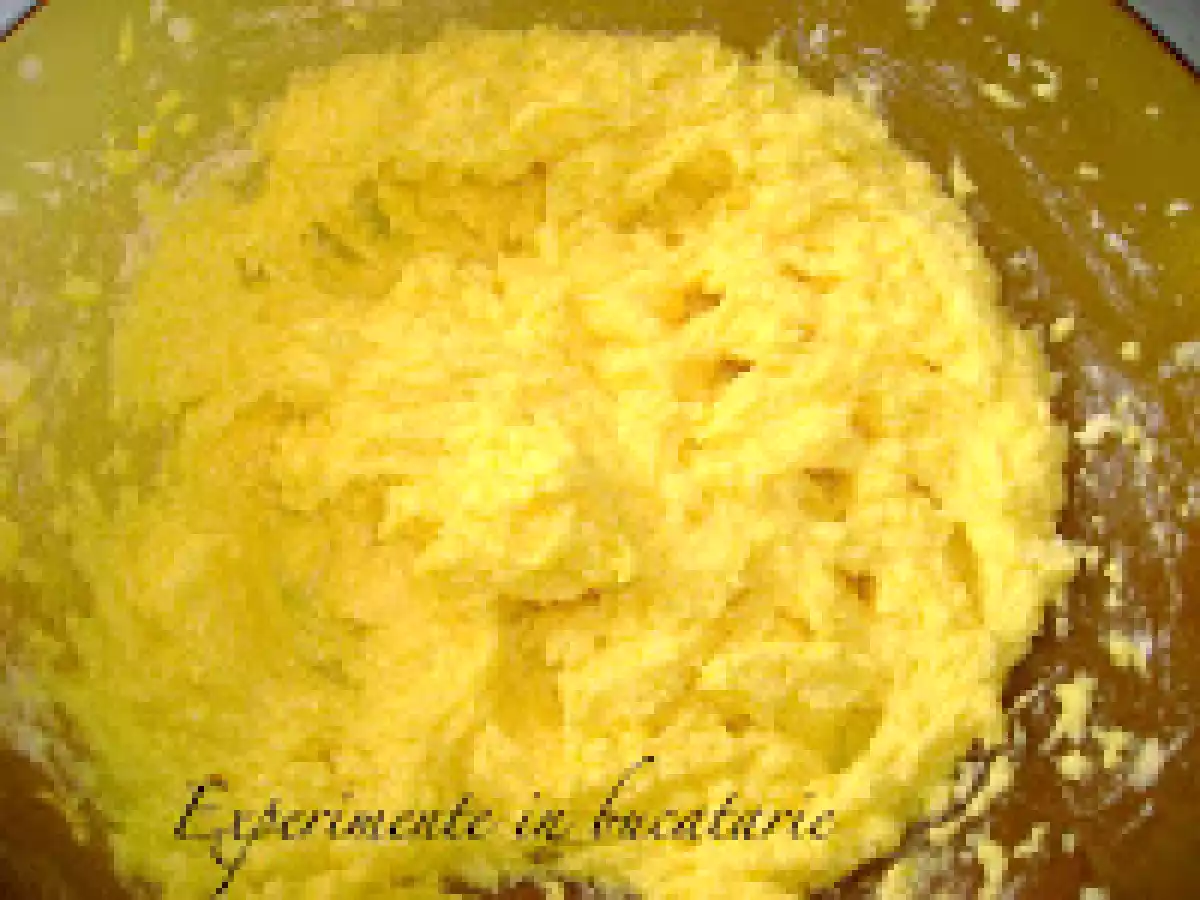 Prajitura cu ciocolata si prune uscate - poza 9