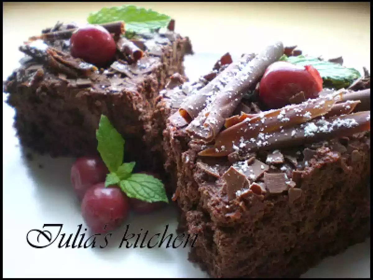 Prajitura cu ciocolata si visine - poza 2