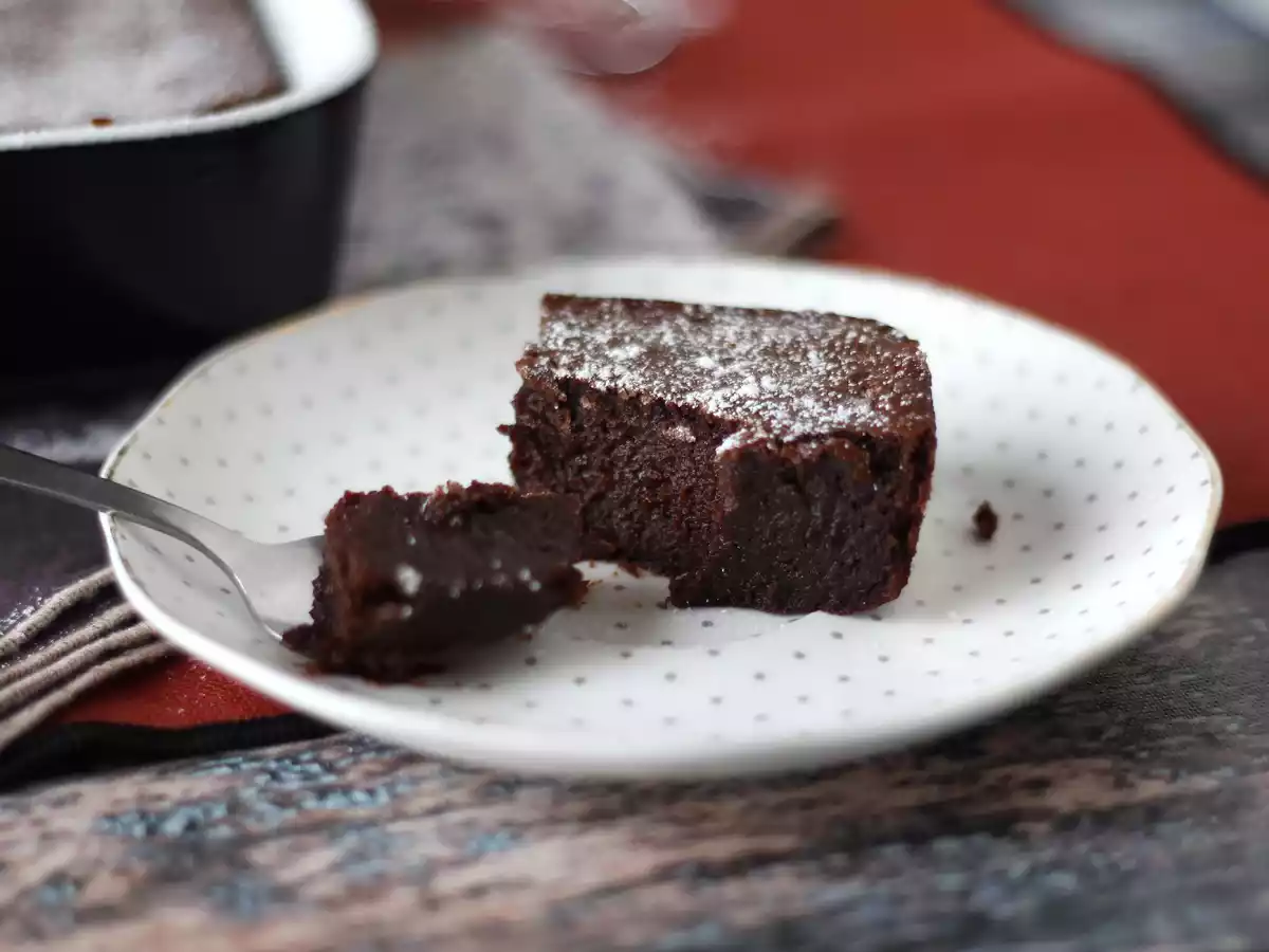 Prăjitură cu cremă de ciocolata și castane cu doar 4 ingrediente - poza 5