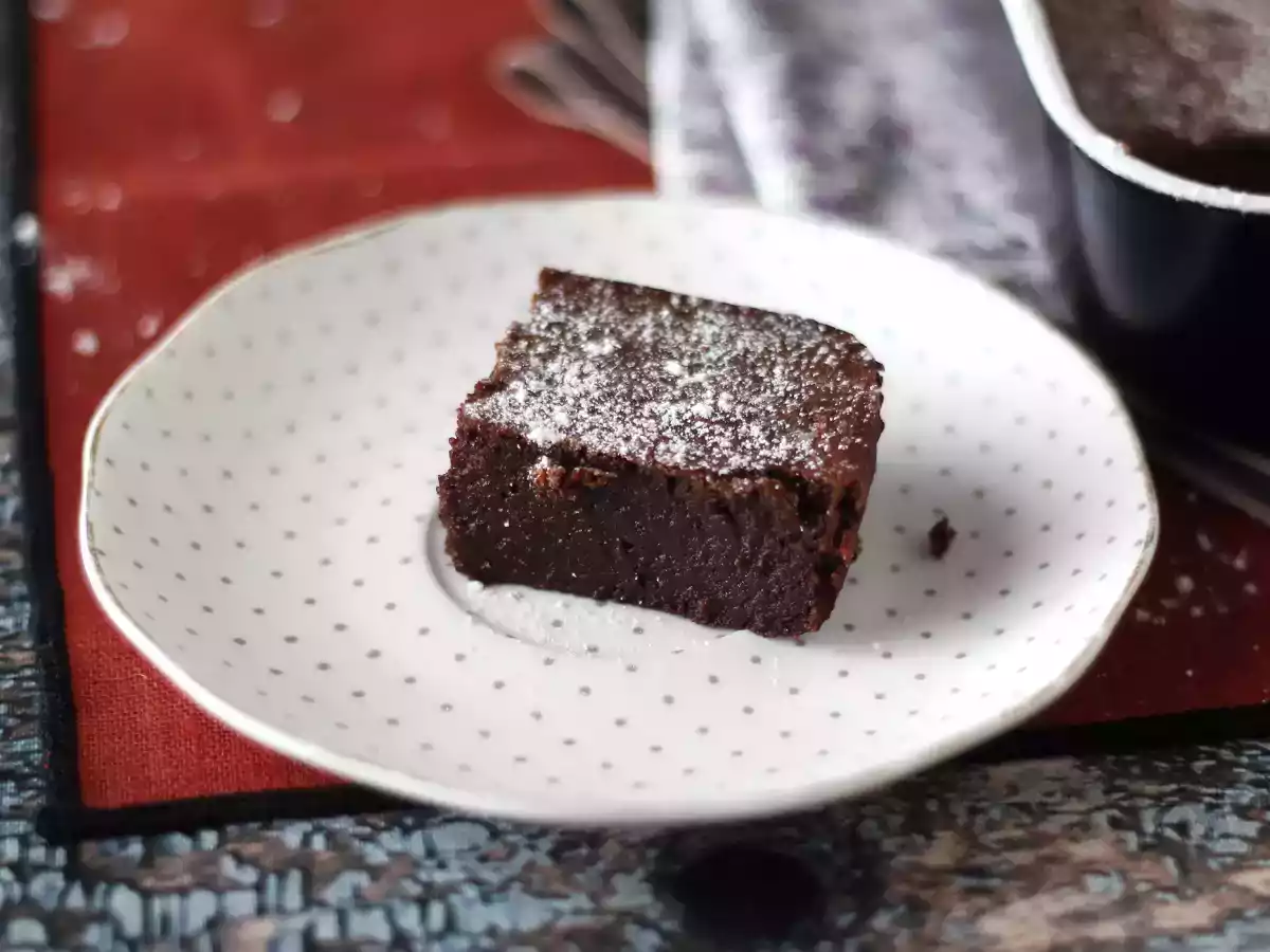 Prăjitură cu cremă de ciocolata și castane cu doar 4 ingrediente - poza 7