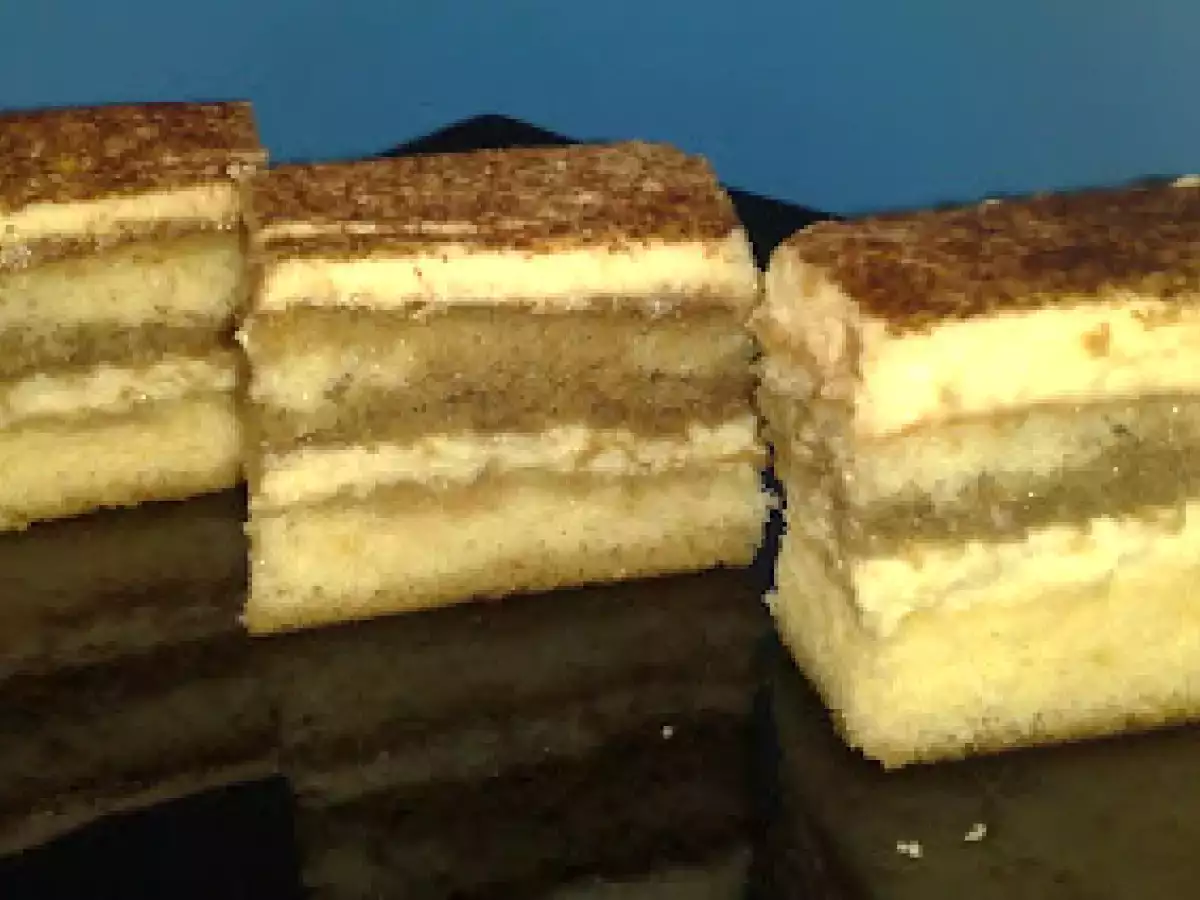 Prajitura cu crema tiramisu - poza 2