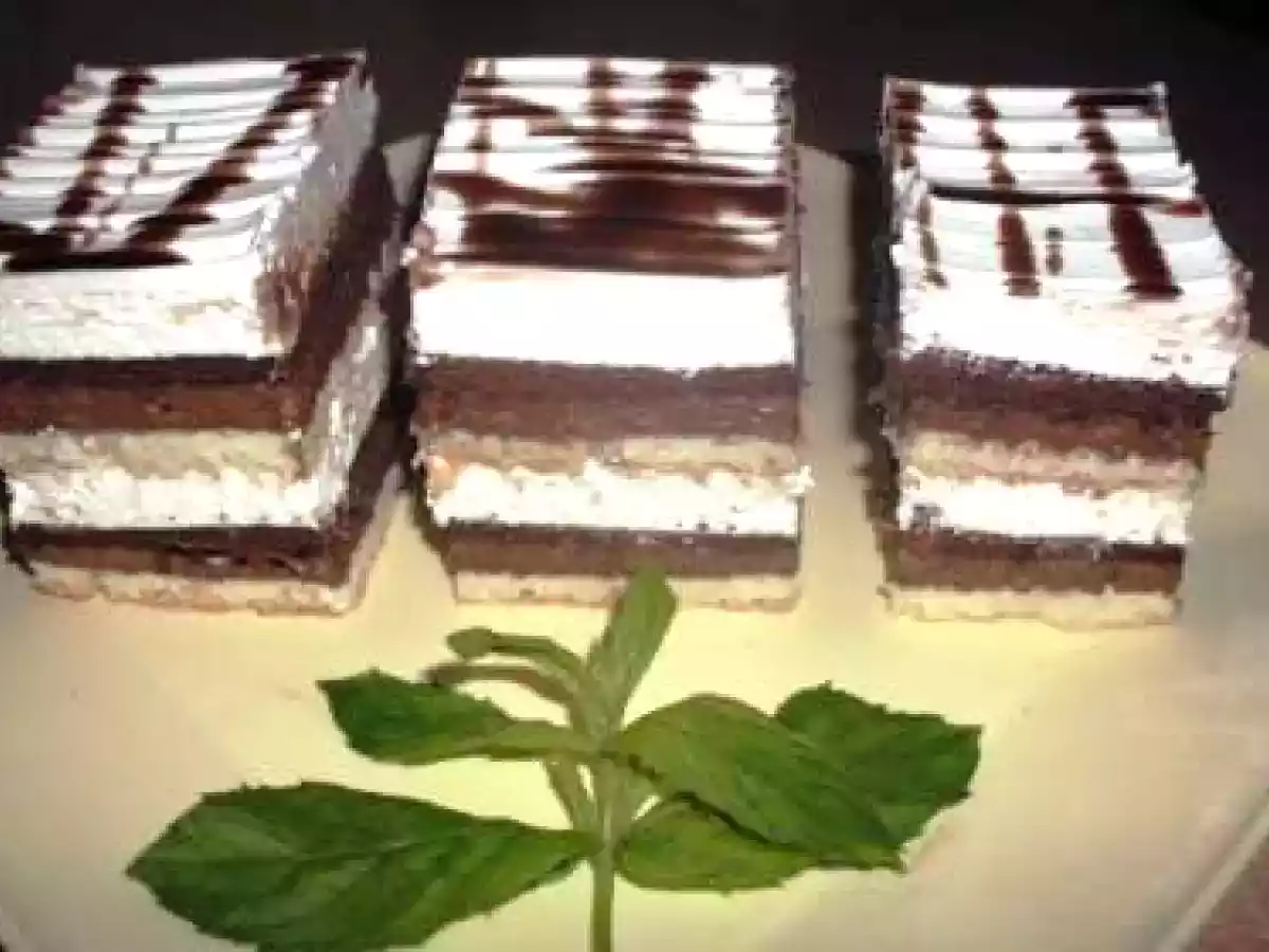 PRAJITURA CU DOUA CREME.