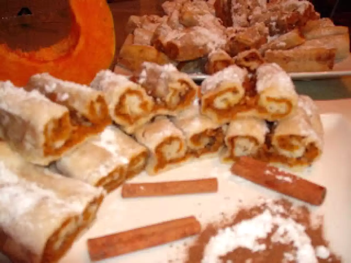 PRAJITURA CU DOVLEAC SI MERE