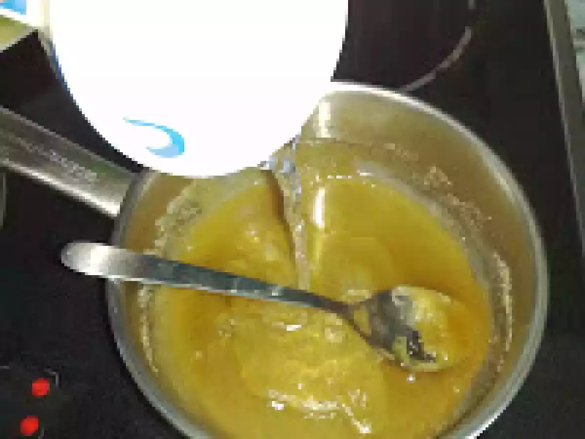 Prajitura cu foi de zahar ars si crema cu ness - poza 5