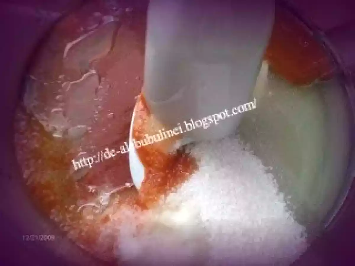 Prajitura cu foi din suc de rosii - poza 7