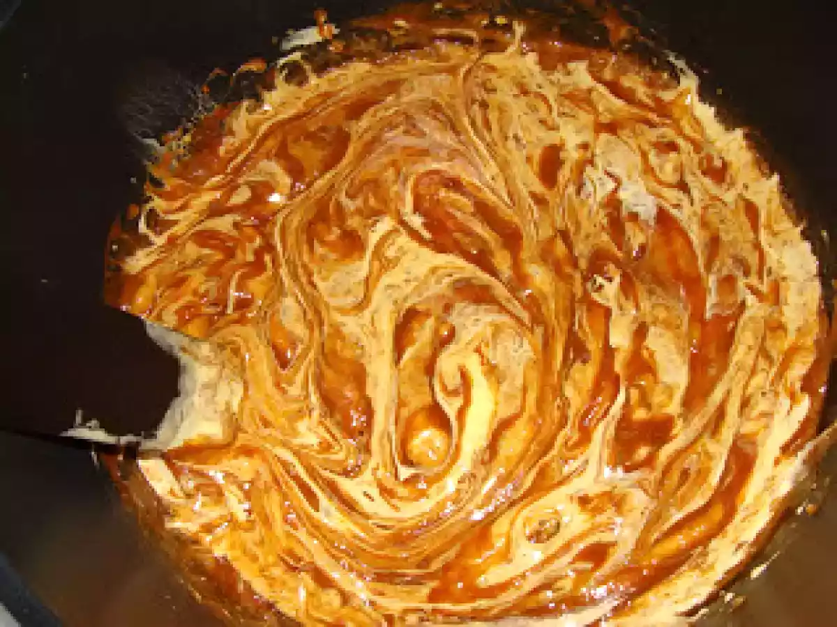 Prajitura cu foi Lica (zahar caramelizat) - poza 3