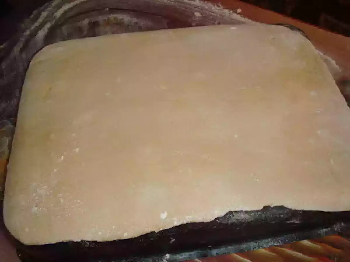 Prajitura cu foi si crema - poza 4