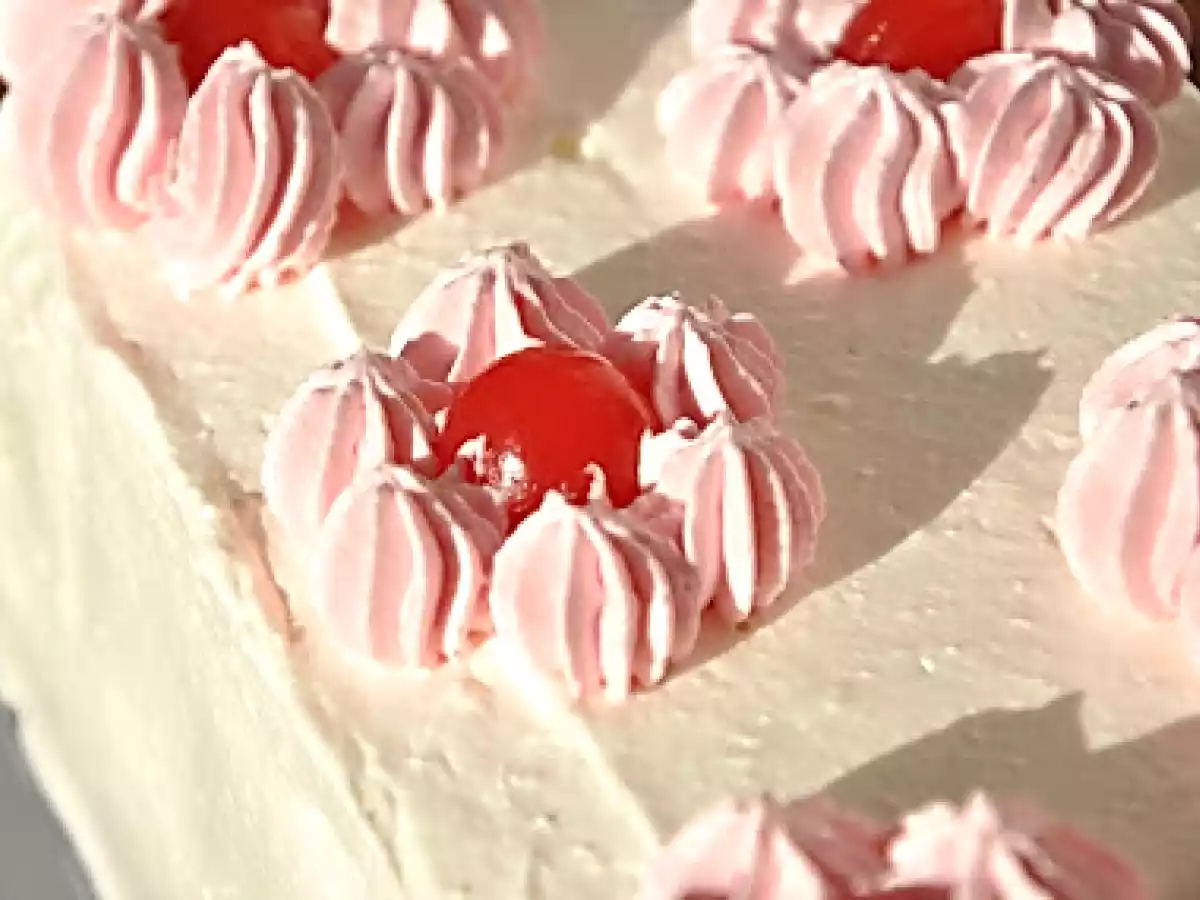 Prajitura cu frisca si rom - poza 4