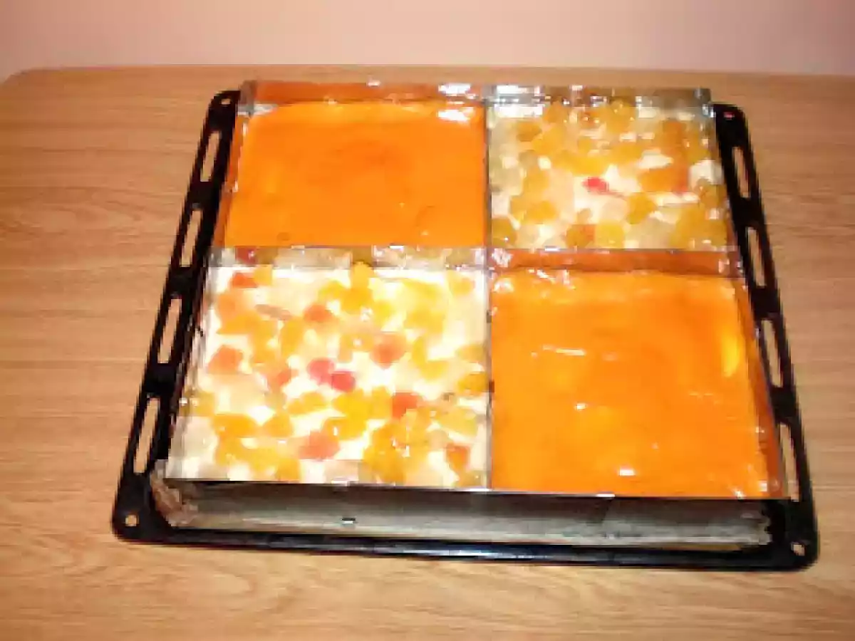 Prajitura cu fructe si branza - poza 9