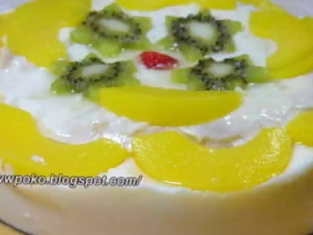 Prajitura cu fructe si crema de vanilie