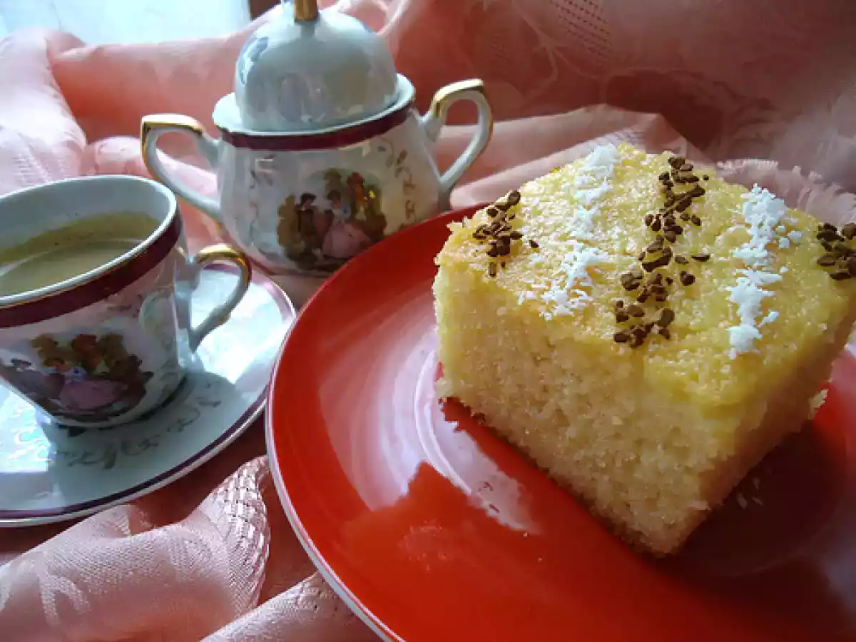 Prajitura cu gris si iaurt