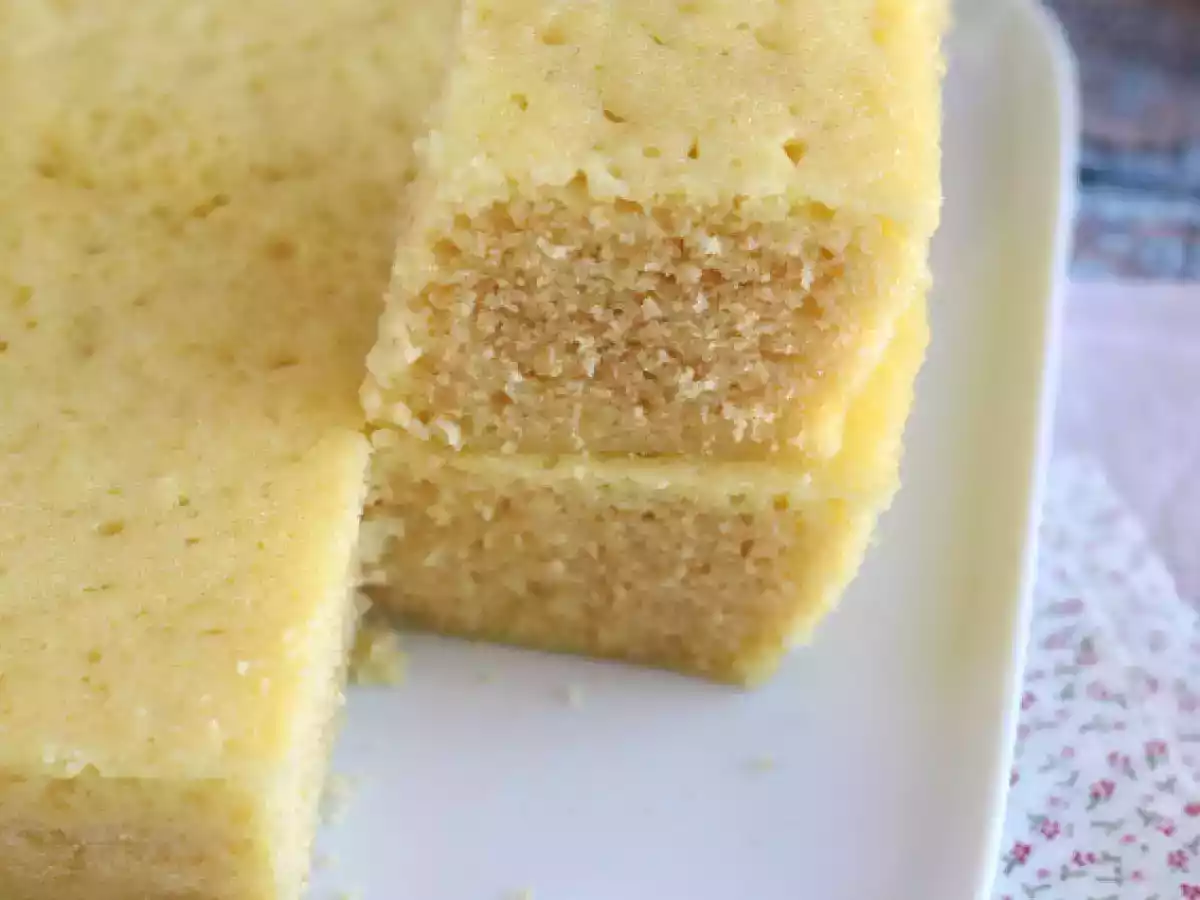 Prajitura cu iaurt la microunde - poza 3