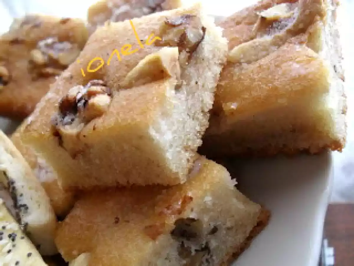 Prajitura cu iaurt si nuca - poza 2