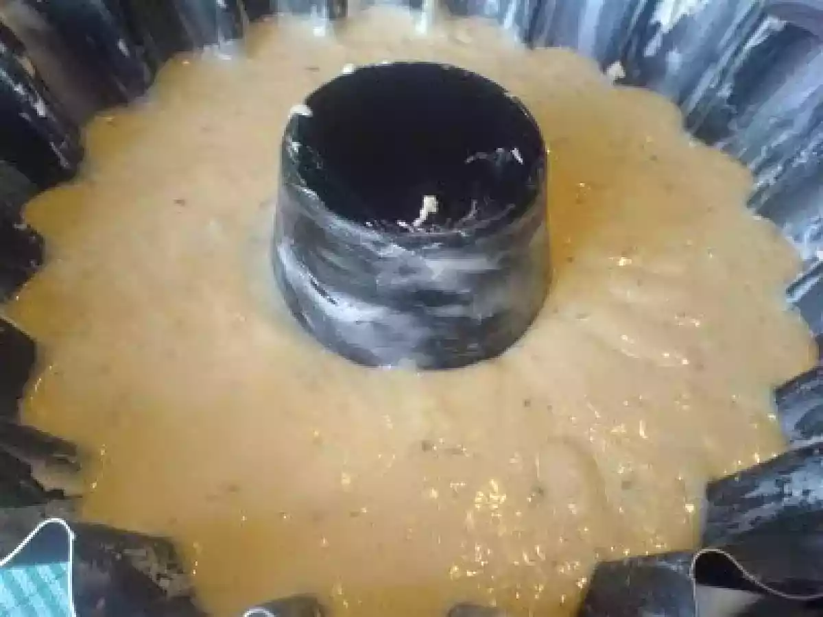 PRAJITURA CU LAMAIE SI NUCI - poza 9