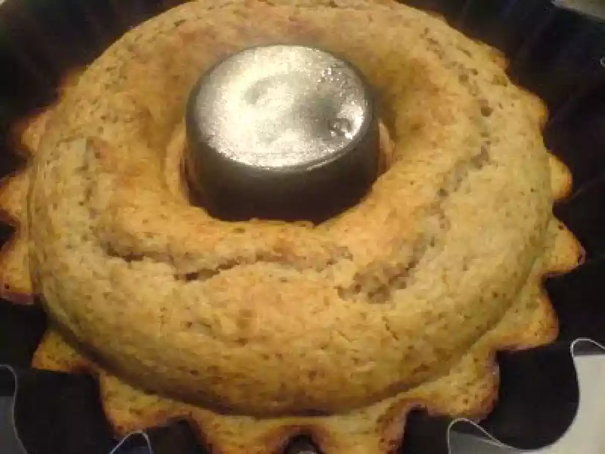 PRAJITURA CU LAMAIE SI NUCI - poza 10