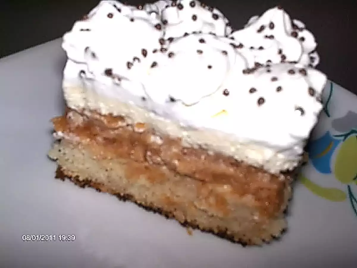 Prajitura cu mar crud si crema de vanilie