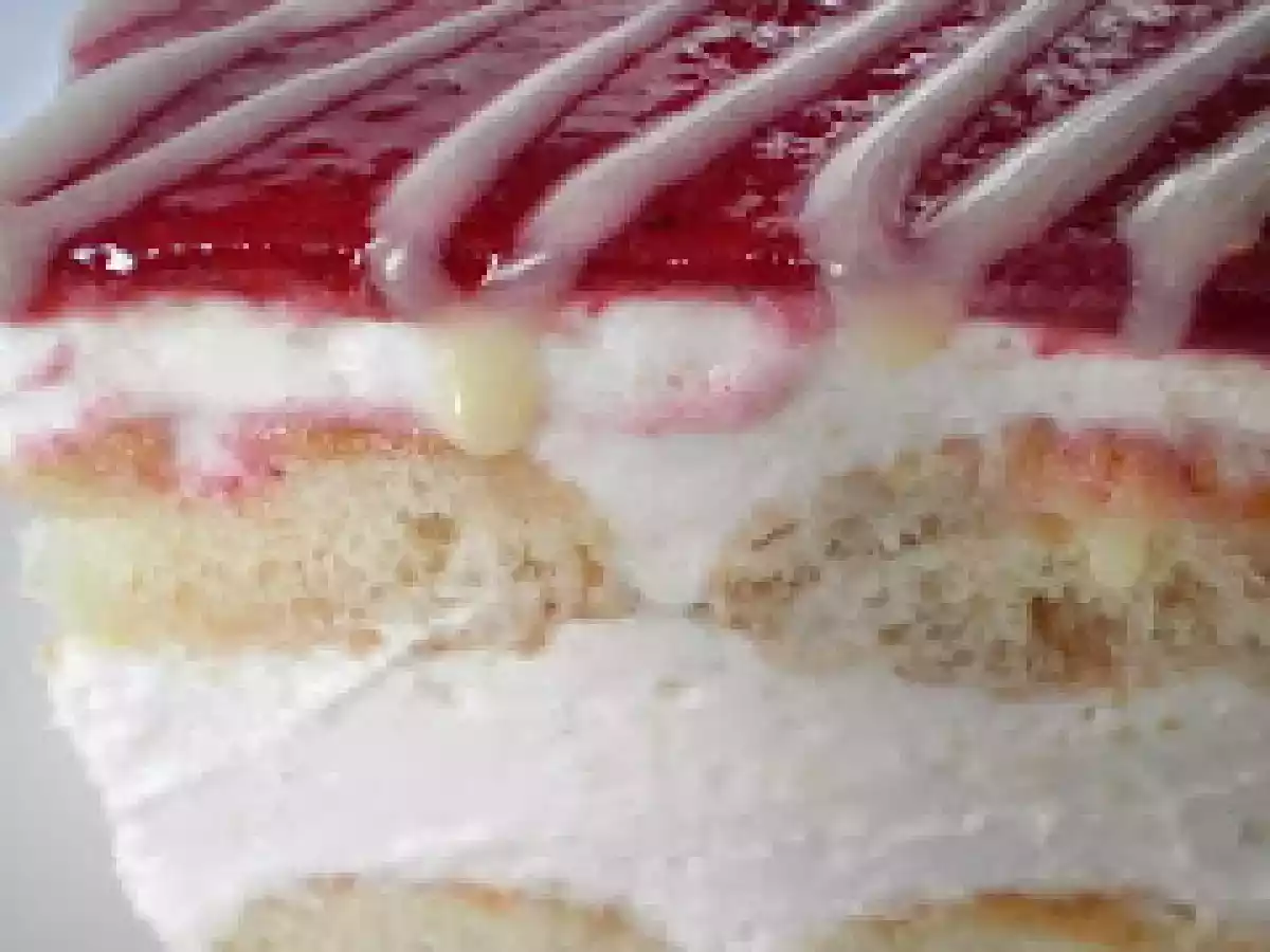 Prajitura cu mascarpone si pasta de pere