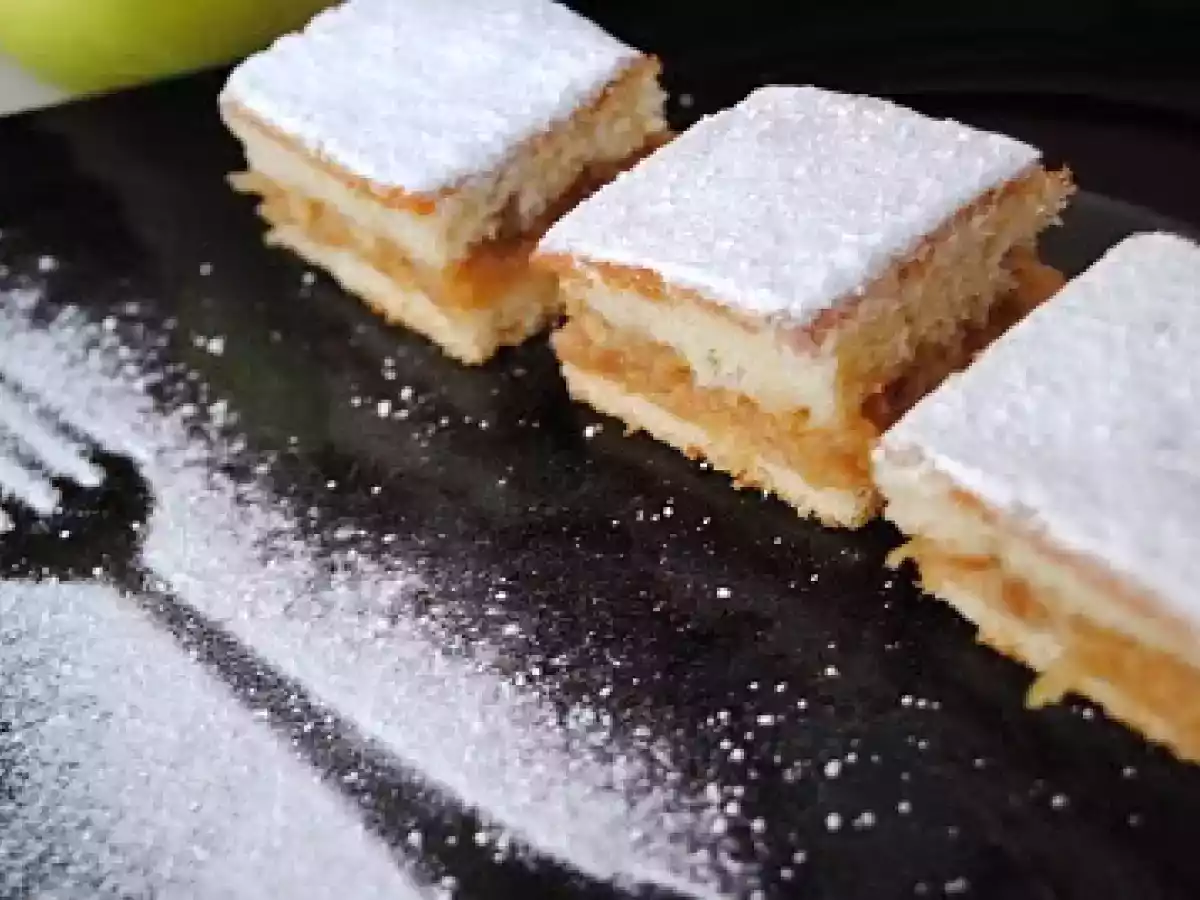 Prajitura cu mere cu foaie turnata - poza 3