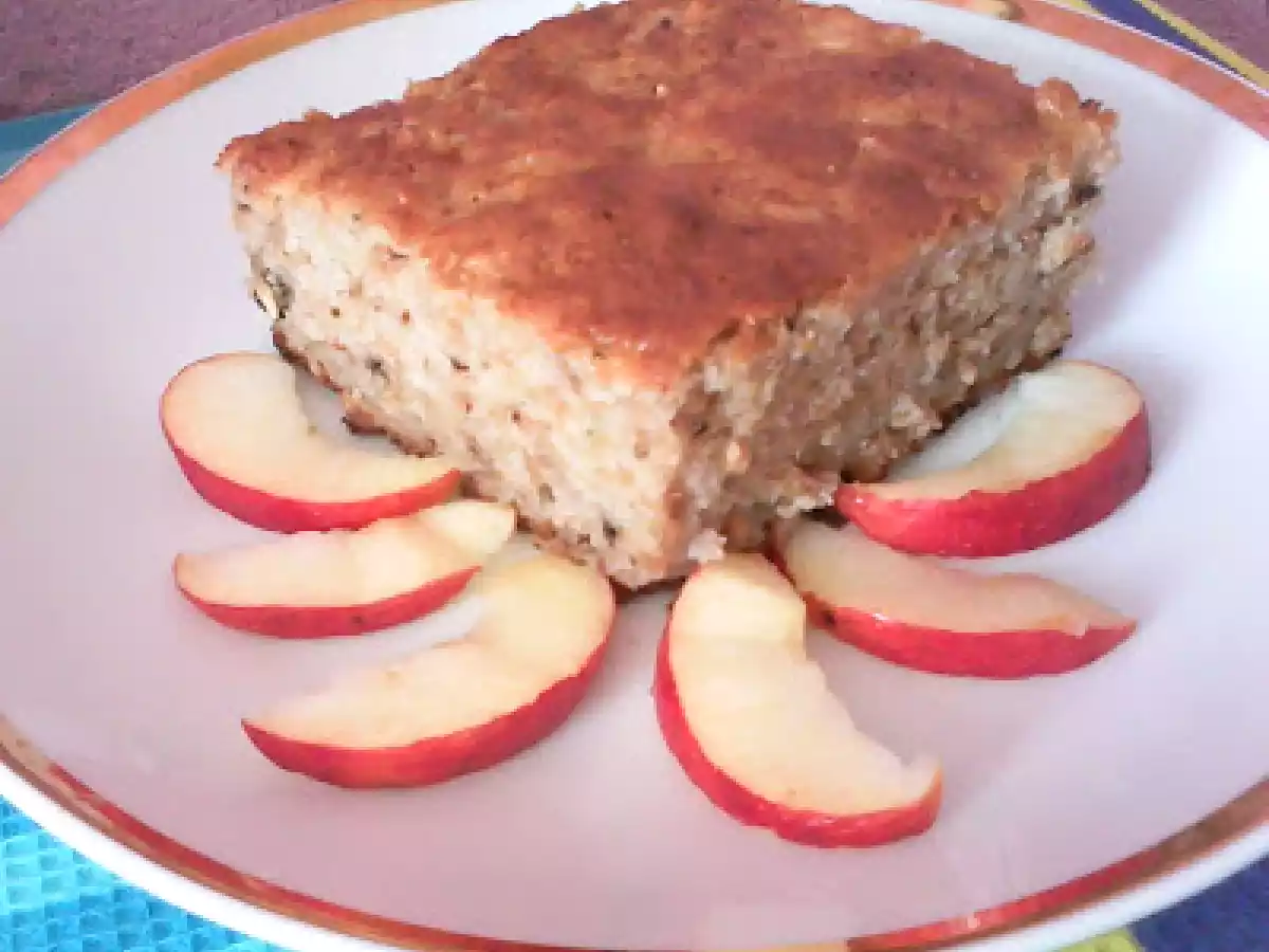 Prajitura cu mere rase