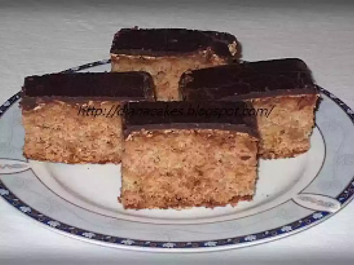 Prajitura cu mere rase