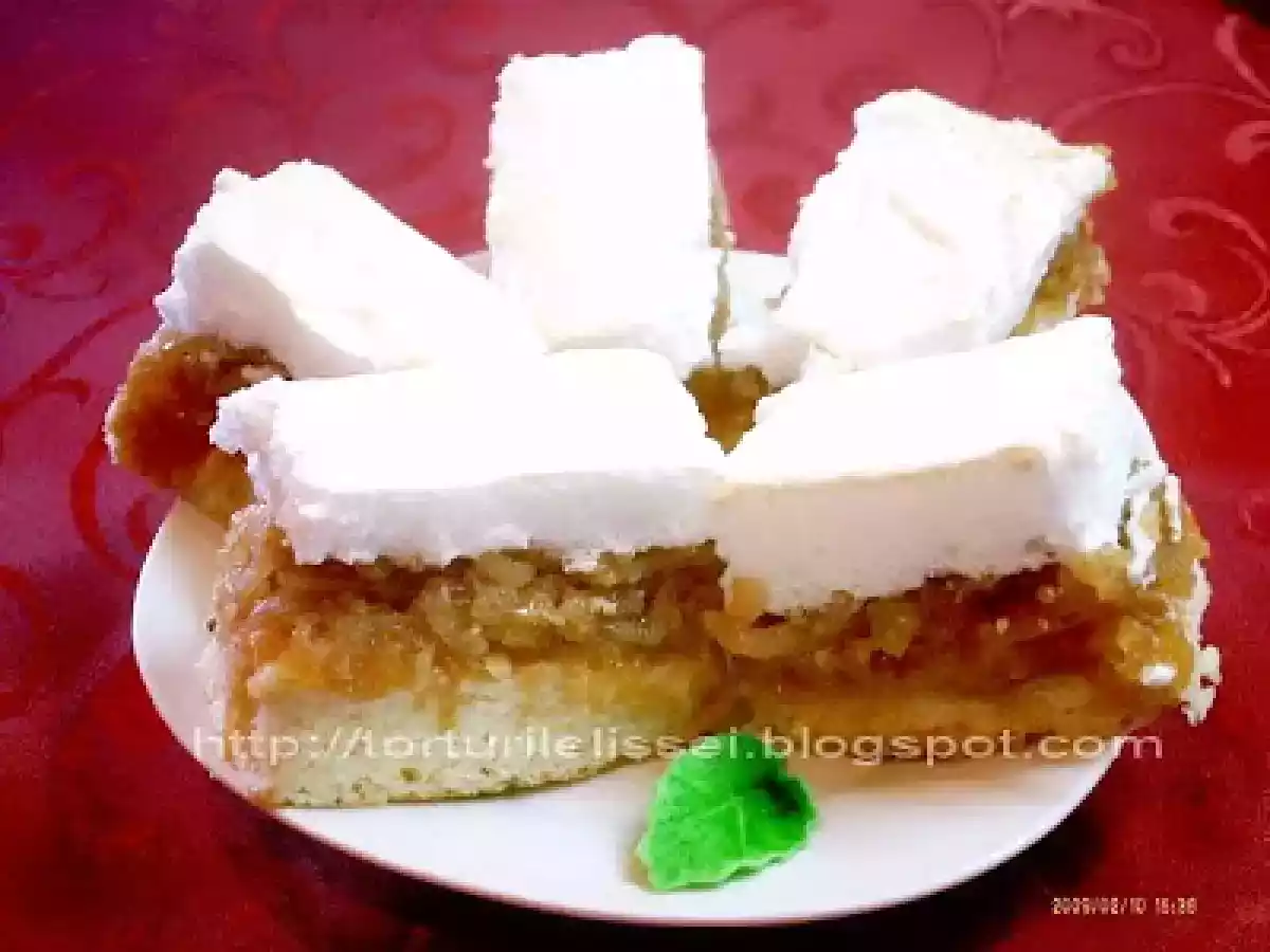 Prajitura cu mere si albus