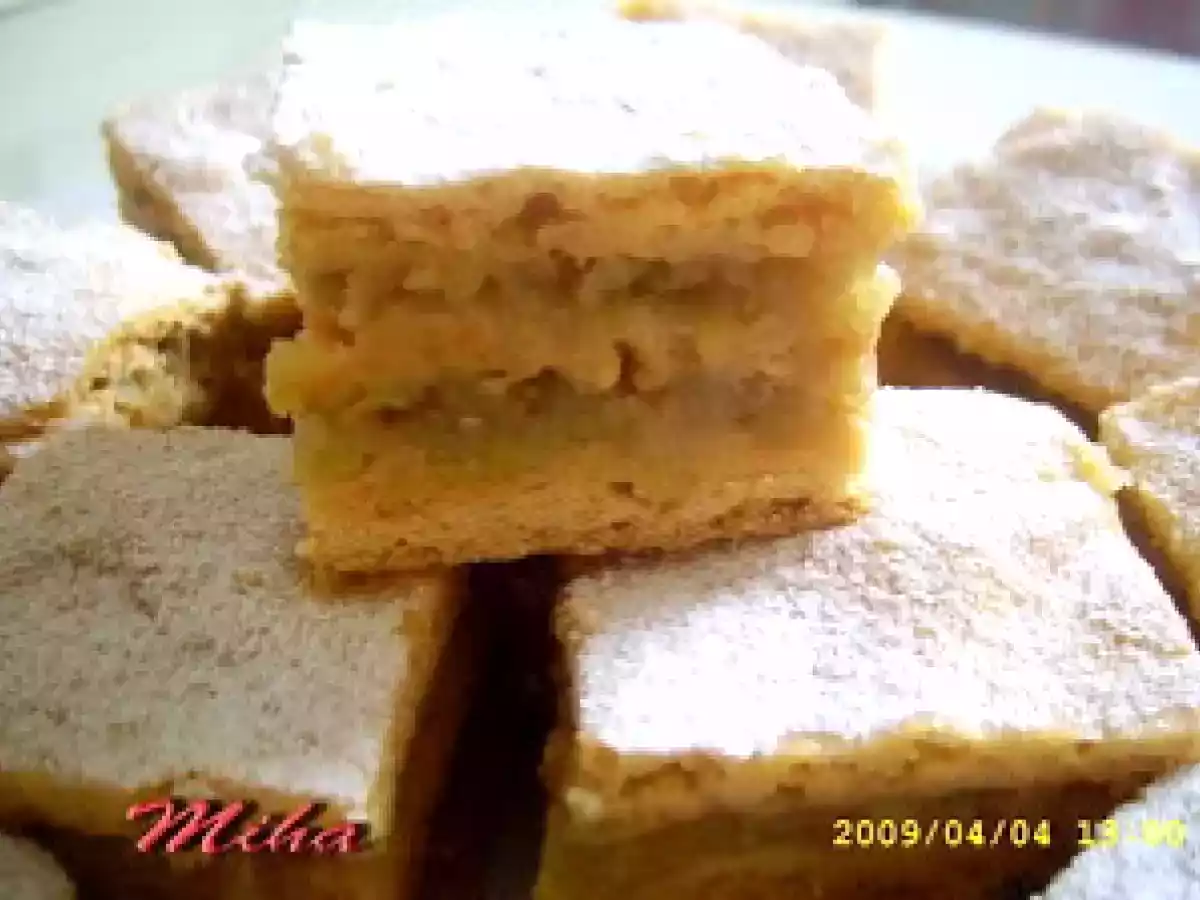 Prajitura cu mere si aluat cu suc de rosii - poza 6