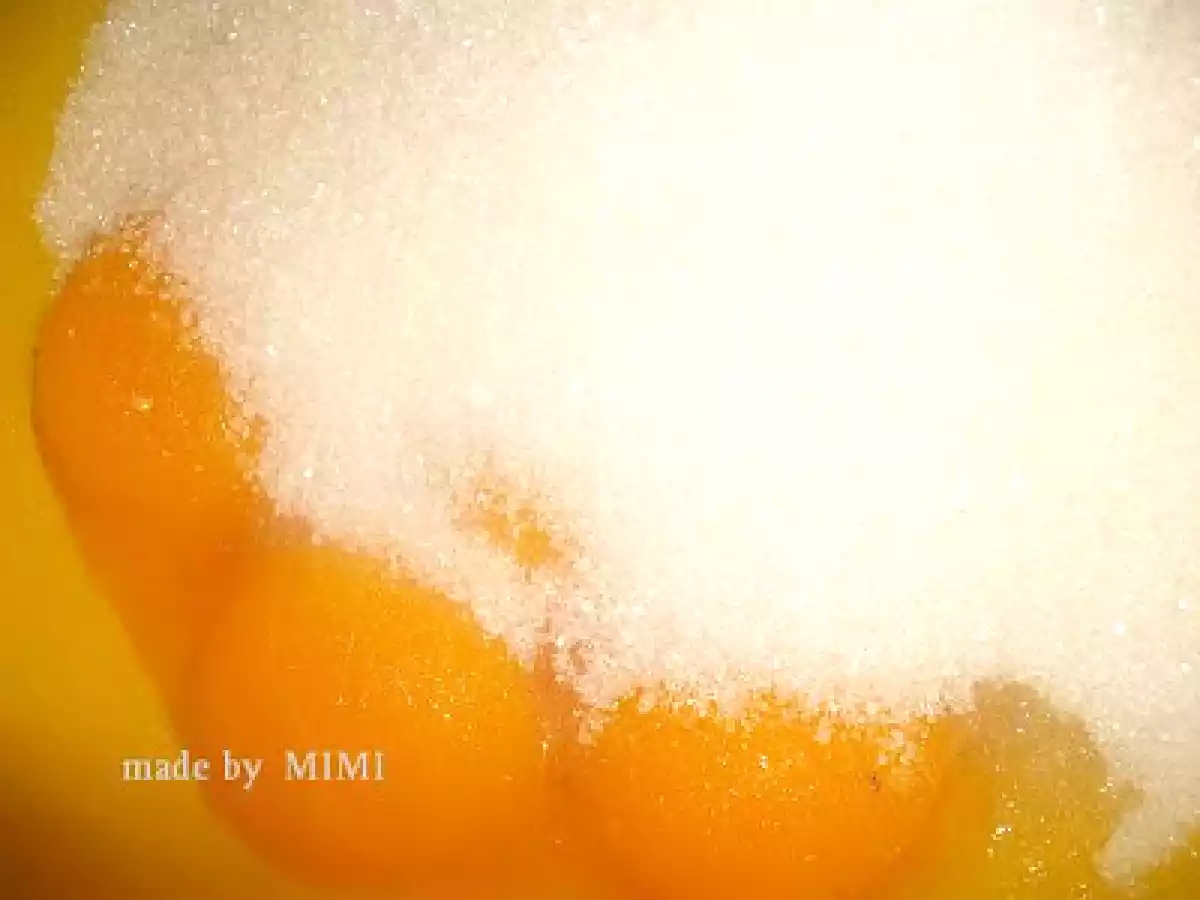 PRAJITURA CU MERE SI BEZEA - poza 6