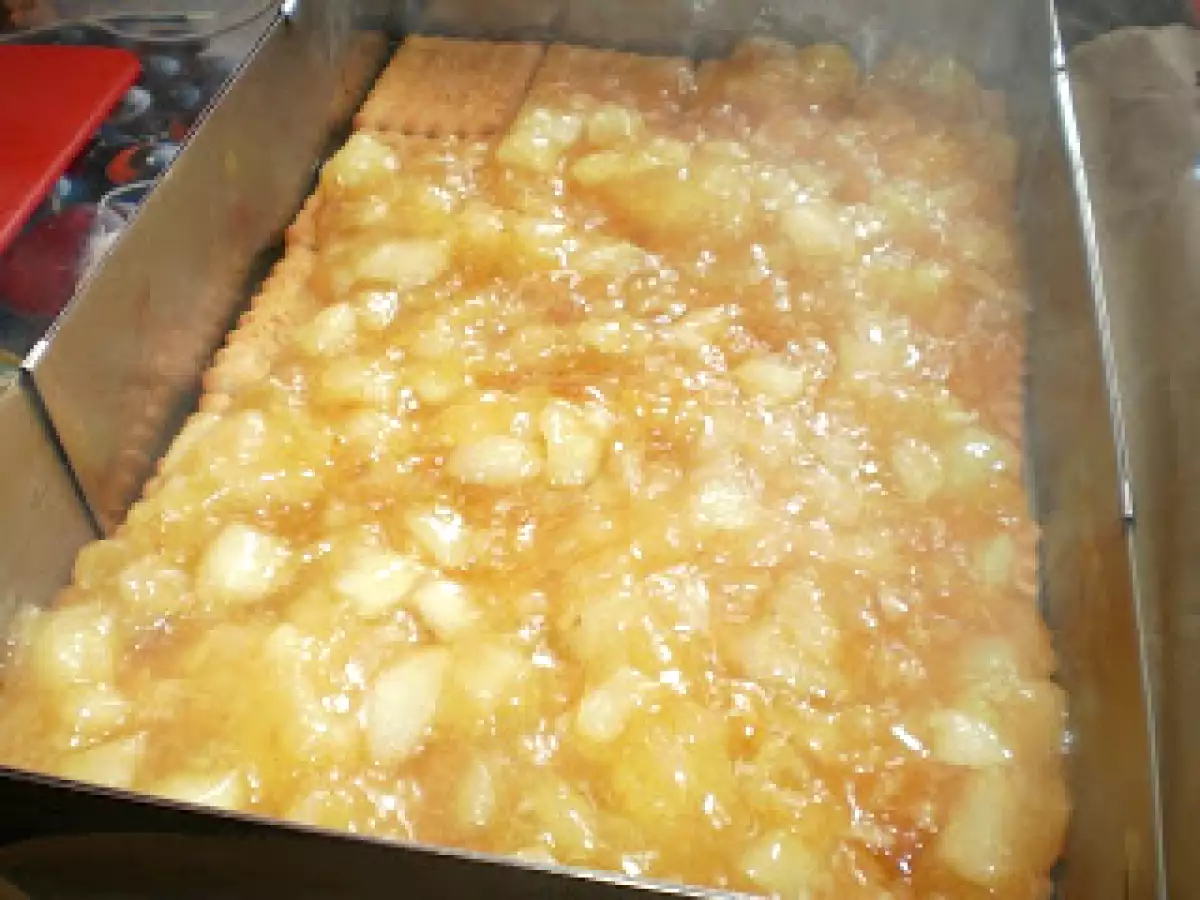 Prajitura cu mere si biscuiti(de post) - poza 4