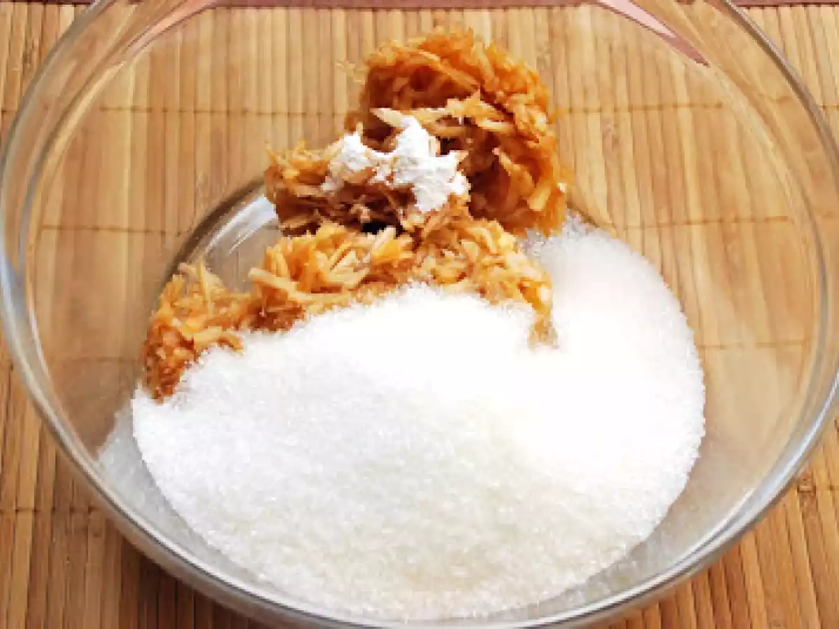 Prajitura cu mere si glazura - de post, usor si rapid de facut! - poza 4