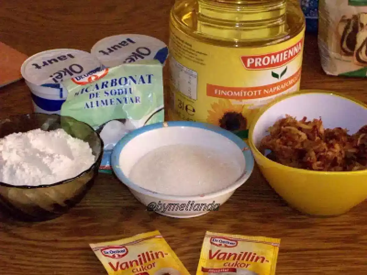 Prajitura cu mere si iaurt - poza 3