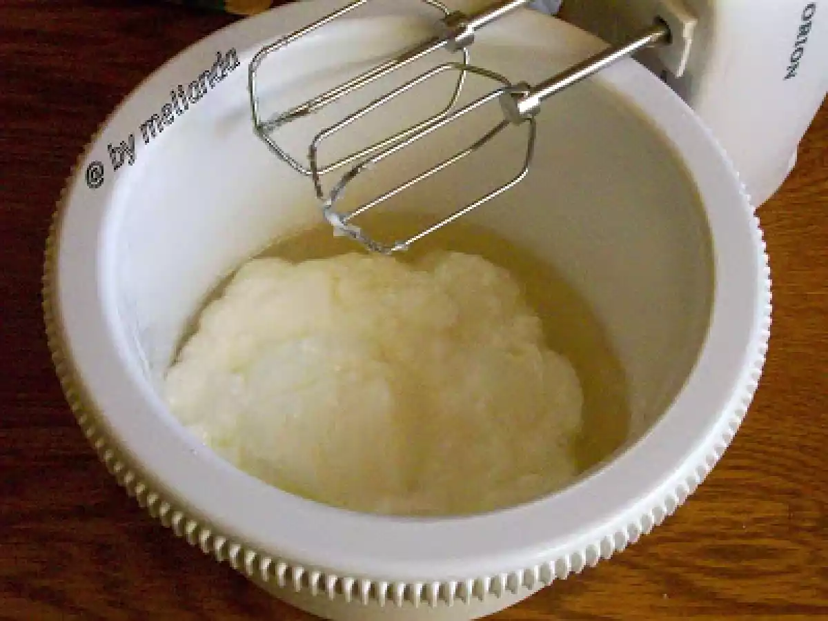 Prajitura cu mere si iaurt - poza 6