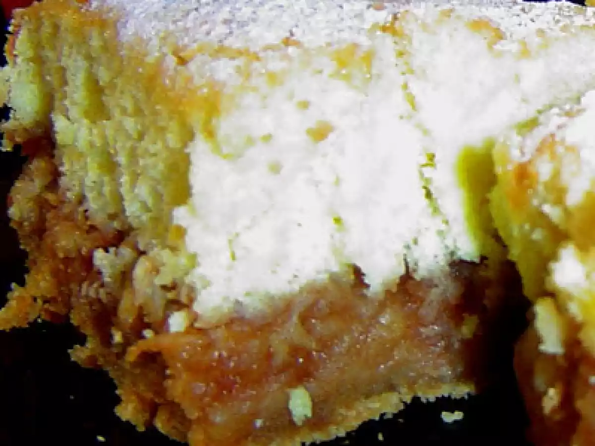 Prajitura cu mere si scortisoara