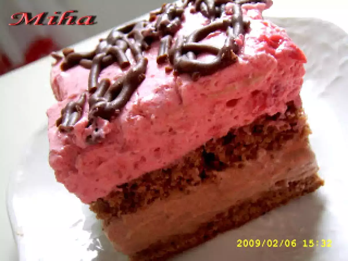 Prajitura cu mouse de ciocolata si zmeura