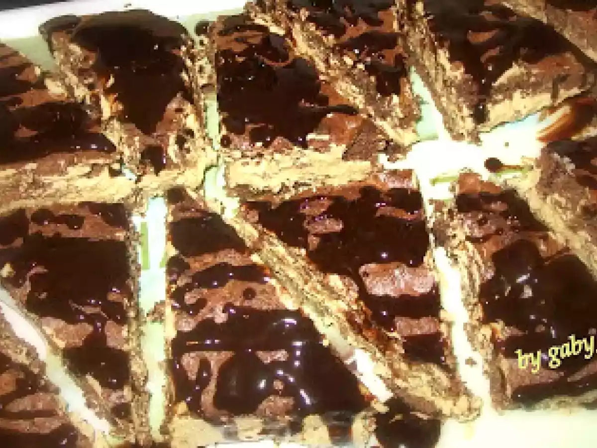 Prajitura cu ness si blat cu ciocolata