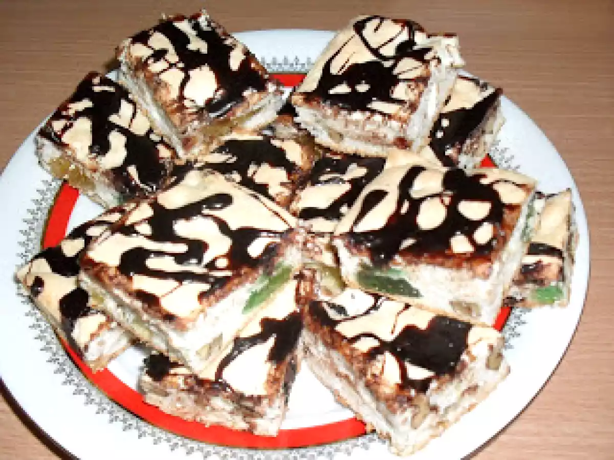 Prajitura cu nuca, ciocolata