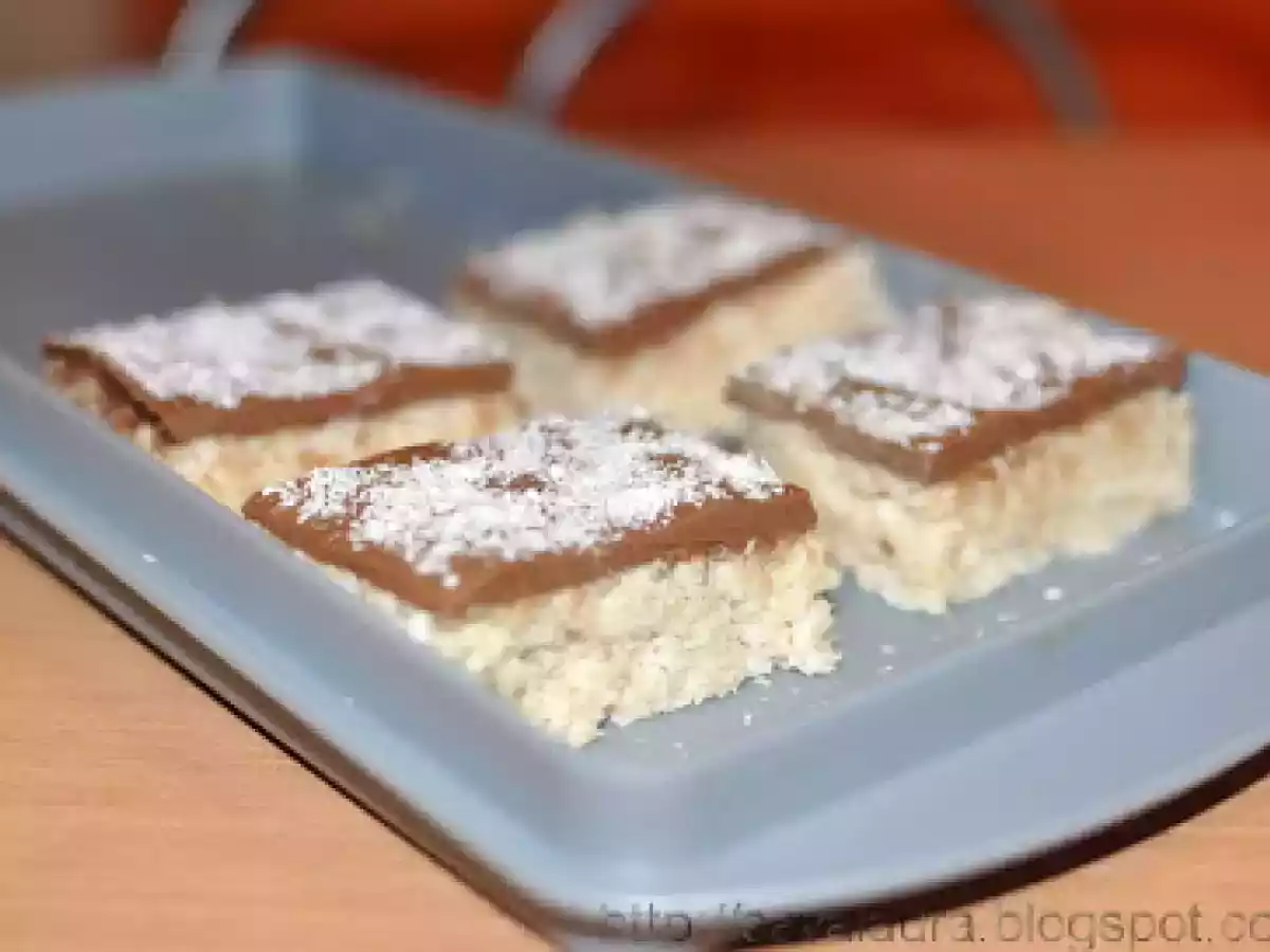 Prajitura cu nuca de cocos si ciocolata - poza 4