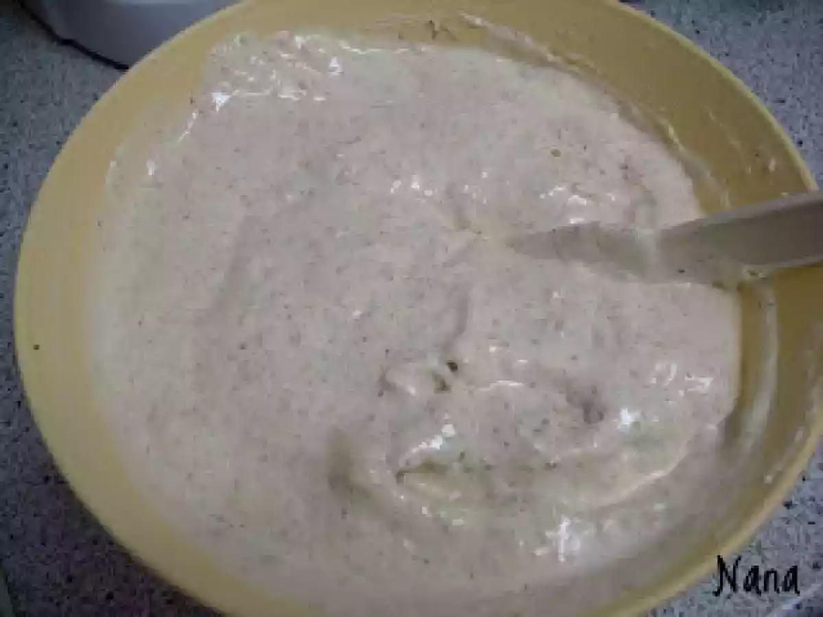 PRAJITURA CU NUCA SI CREMA CU CAFEA SI NUCA PRAJITA - poza 4