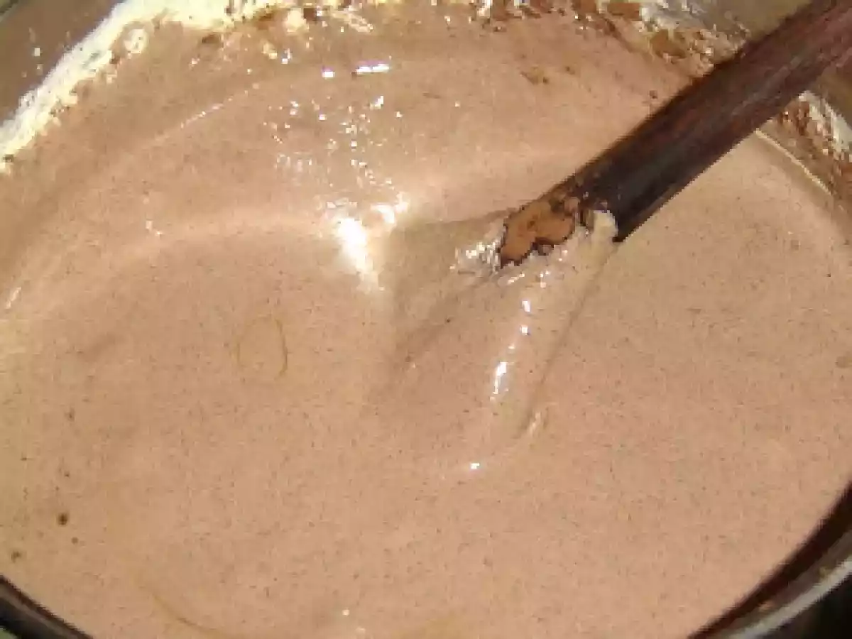 Prajitura cu nuca si crema de cacao - poza 4