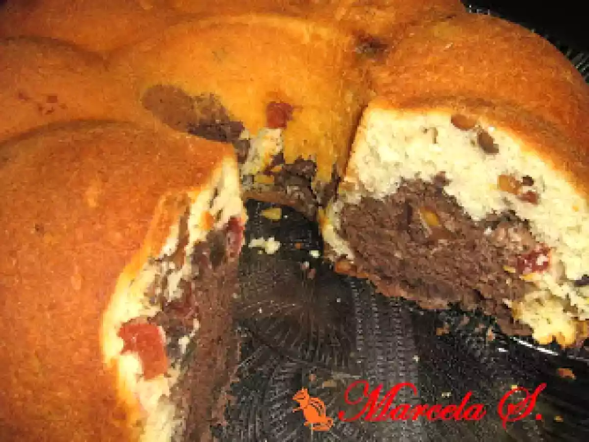 Prajitura cu nuca si fructe confiate