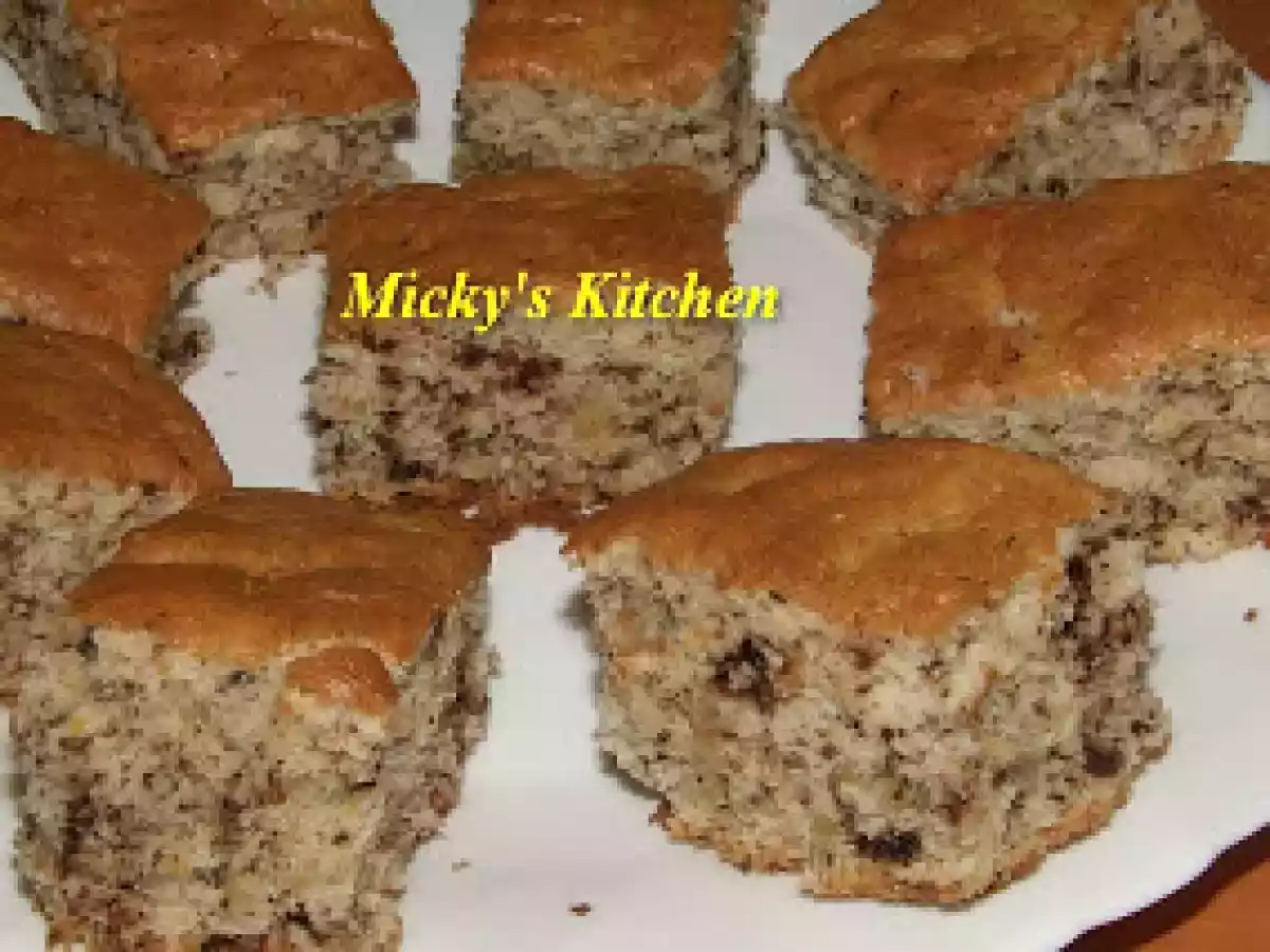Prajitura cu nuca si fulgi de ciocolata