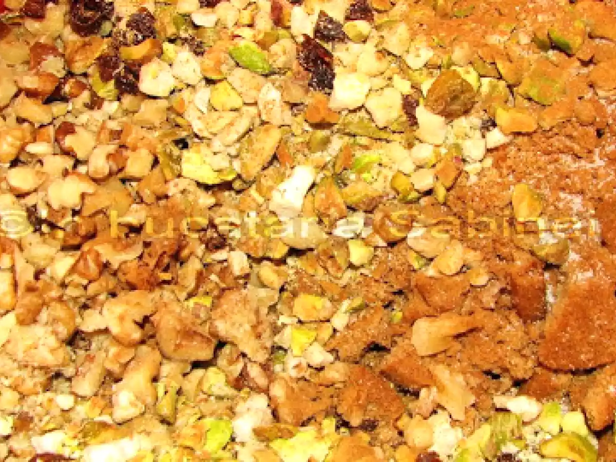 PRAJITURA CU NUCI A LUI JAMIE OLIVER - poza 3