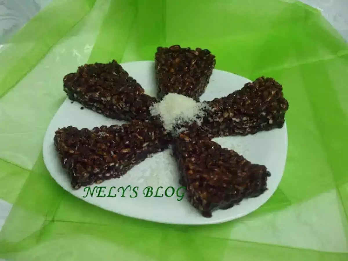 PRAJITURA CU OREZ EXPANDAT