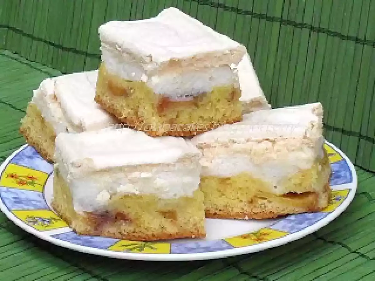 Prajitura cu piersici si bezea - poza 3