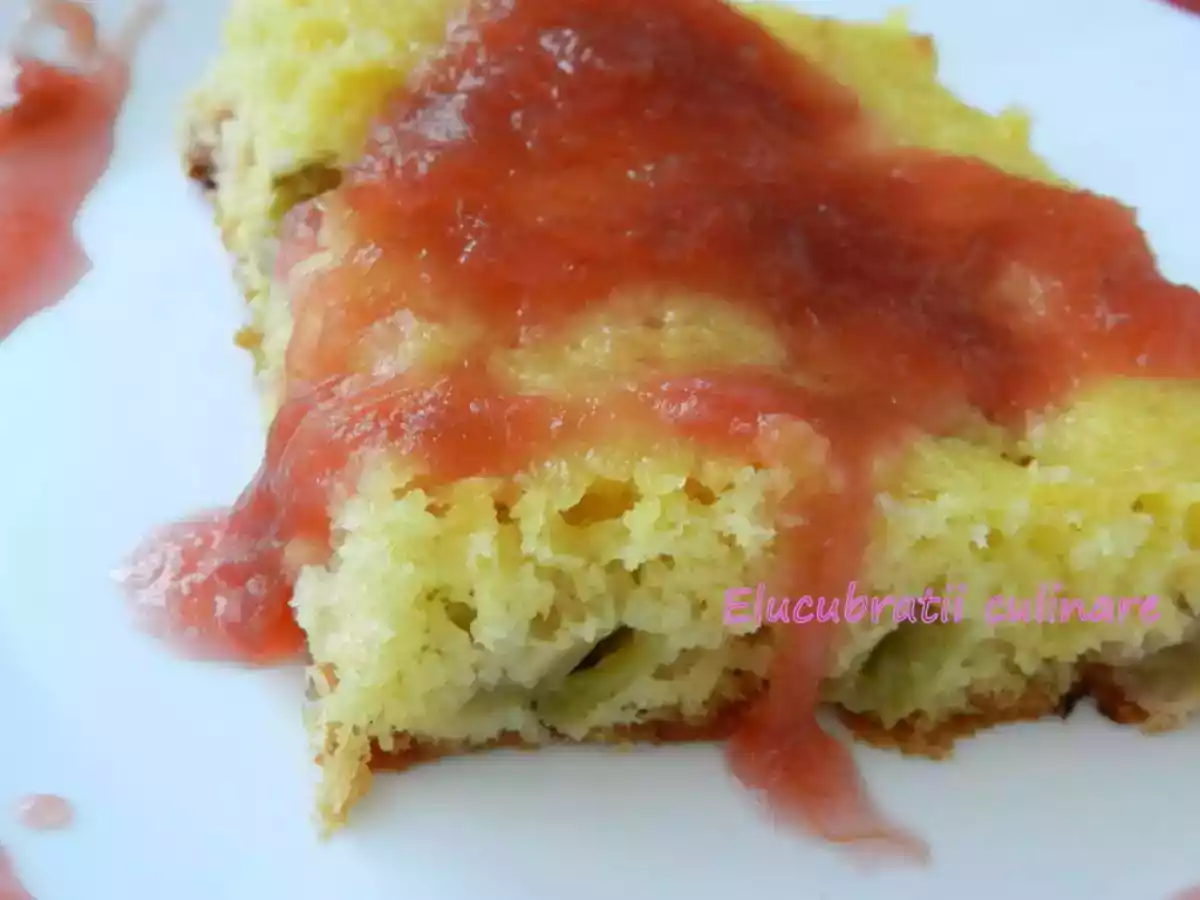 Prăjitură cu rubarbă