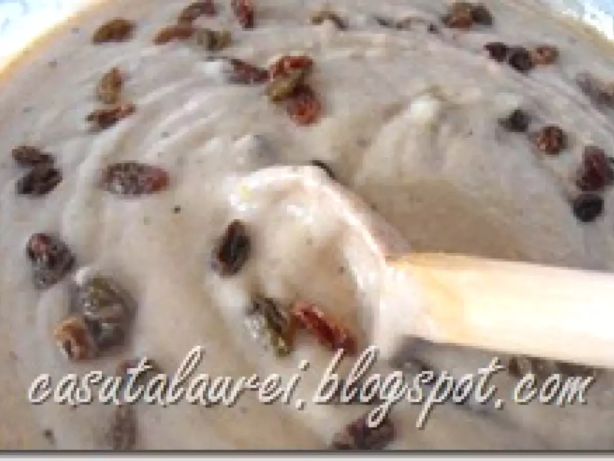 Prajitura cu stafide si scortisoara - poza 4