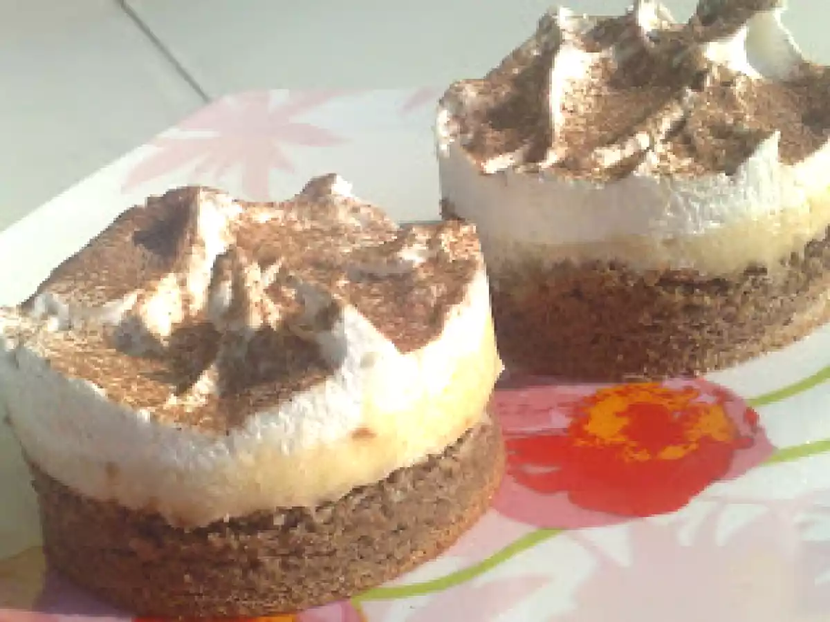 Prajitura cu vanilie si bezea - poza 2