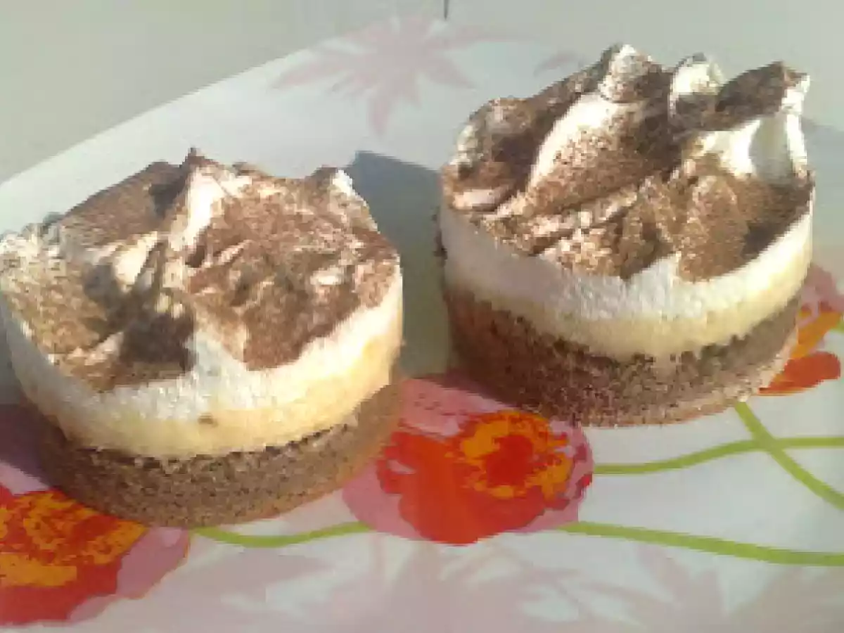 Prajitura cu vanilie si bezea - poza 3