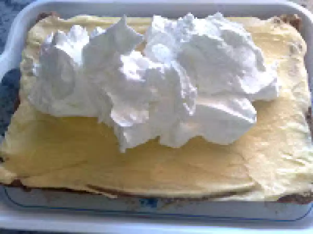 Prajitura cu vanilie si bezea - poza 12