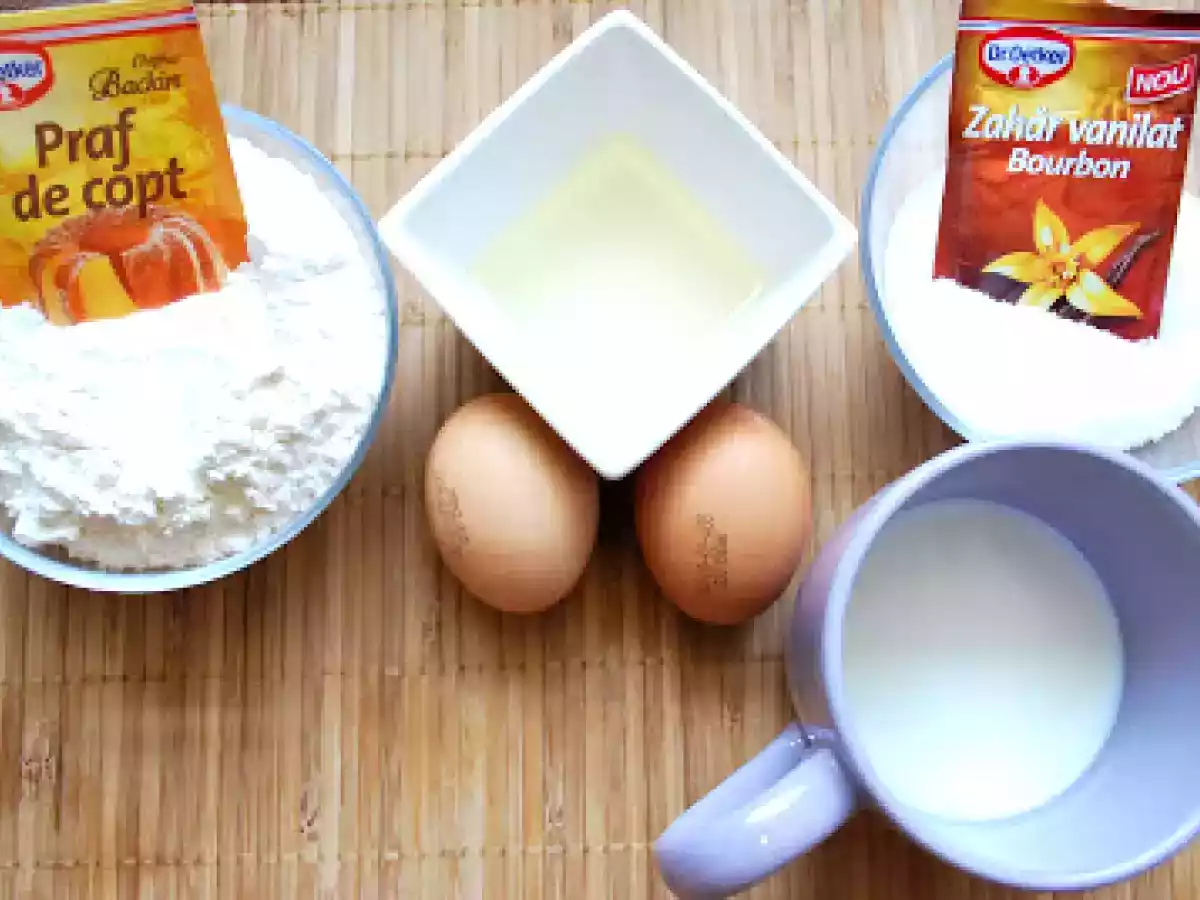 Prajitura cu visine - deliciu fructat de vara! :D - poza 4