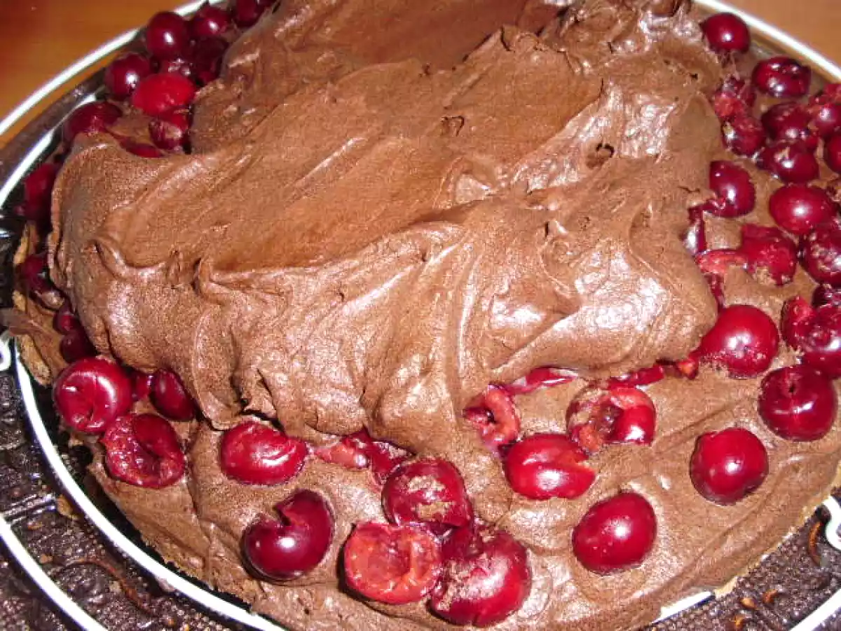 Prajitura cu visine si ciocolata - poza 2